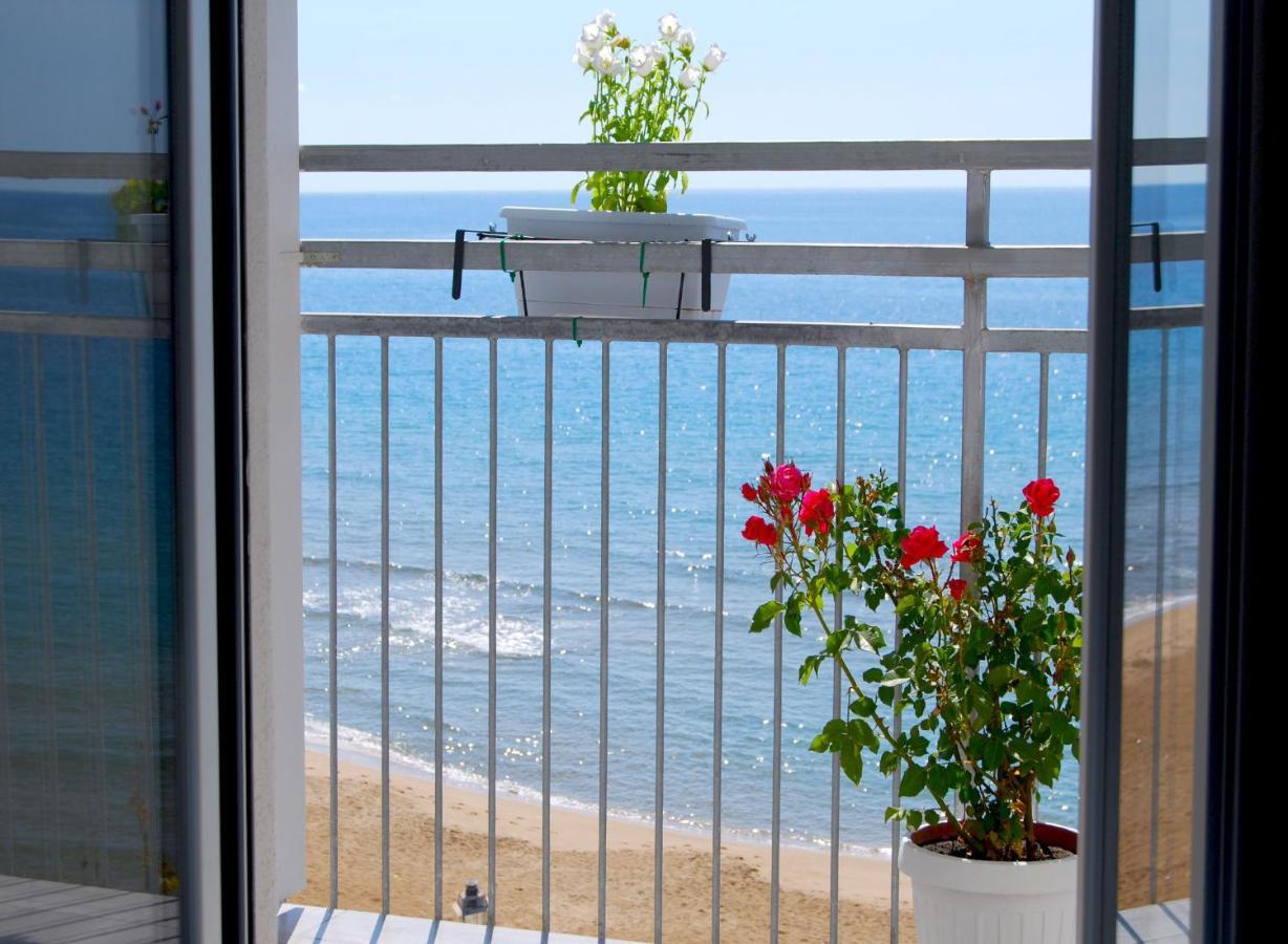 B&B Capo Rizzuto Fronte Mare Luaran gambar