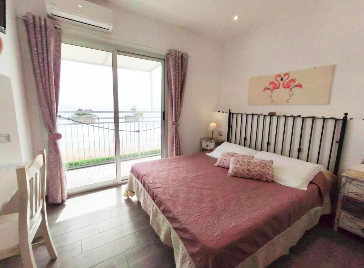 B&B Capo Rizzuto Fronte Mare Luaran gambar