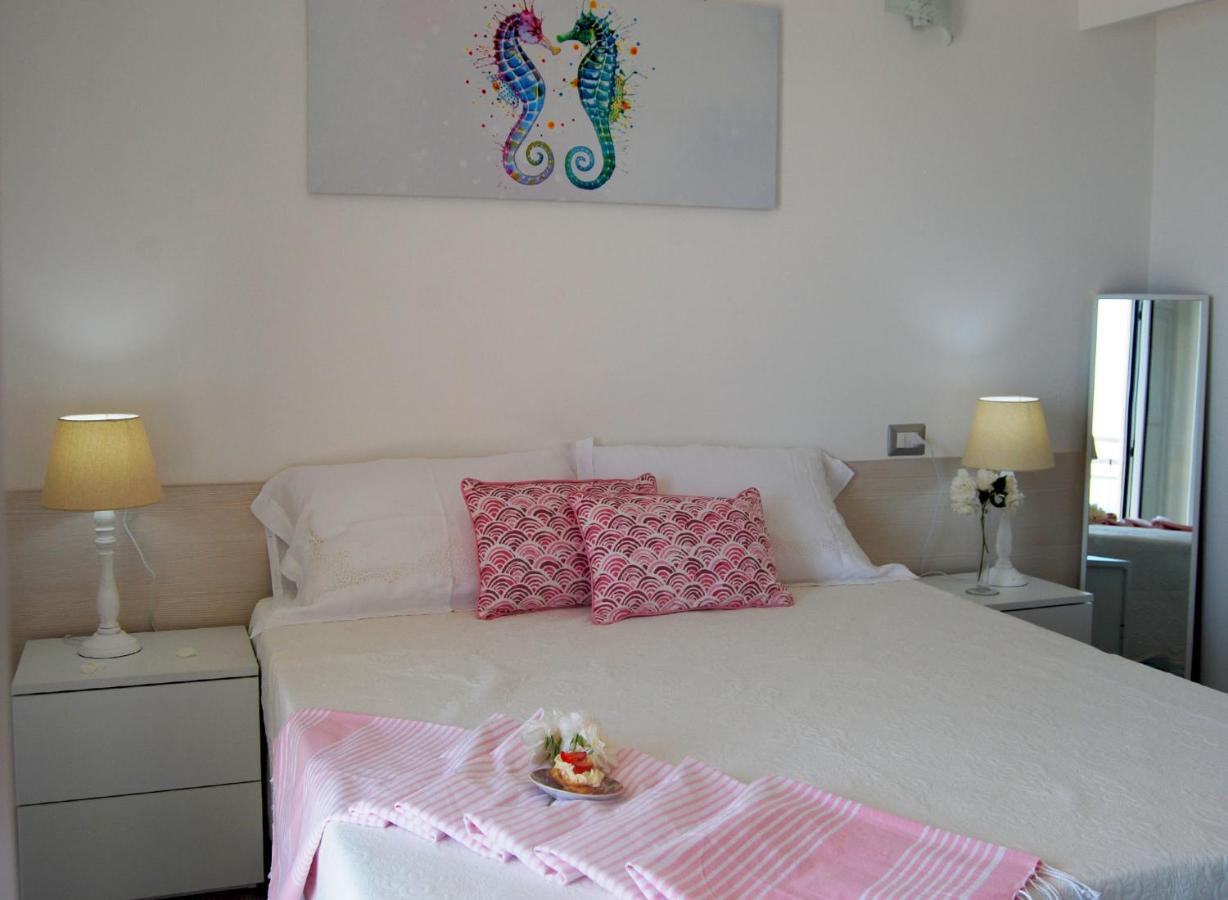 B&B Capo Rizzuto Fronte Mare Luaran gambar