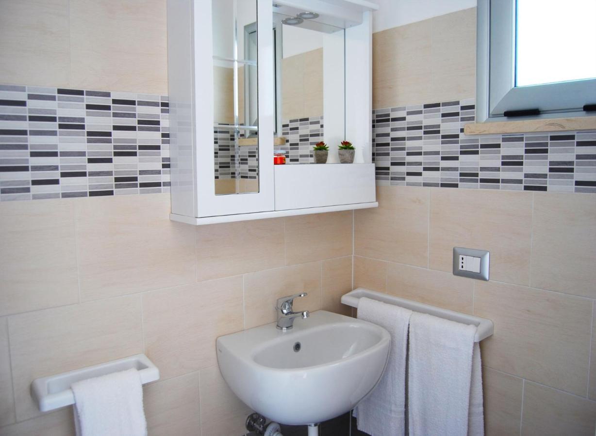 B&B Capo Rizzuto Fronte Mare Luaran gambar
