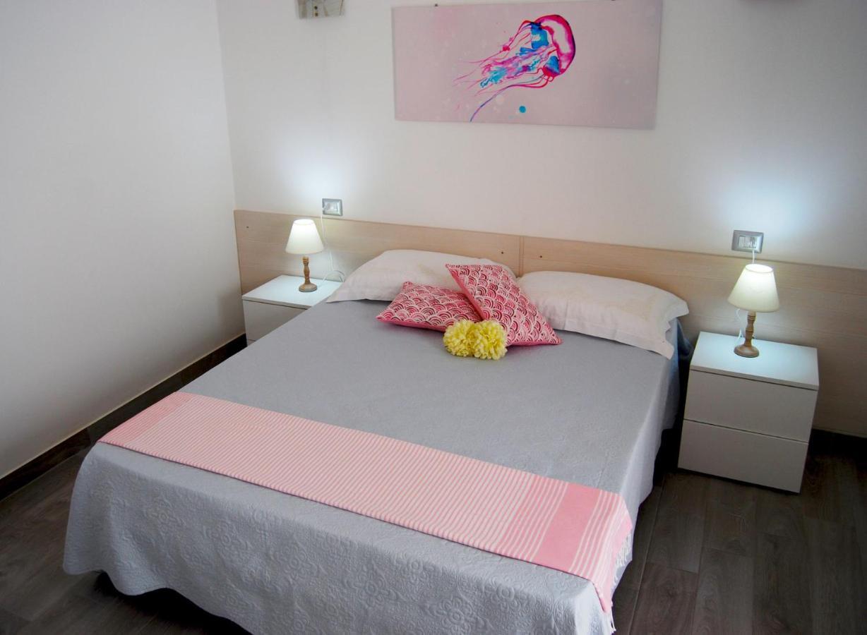 B&B Capo Rizzuto Fronte Mare Luaran gambar