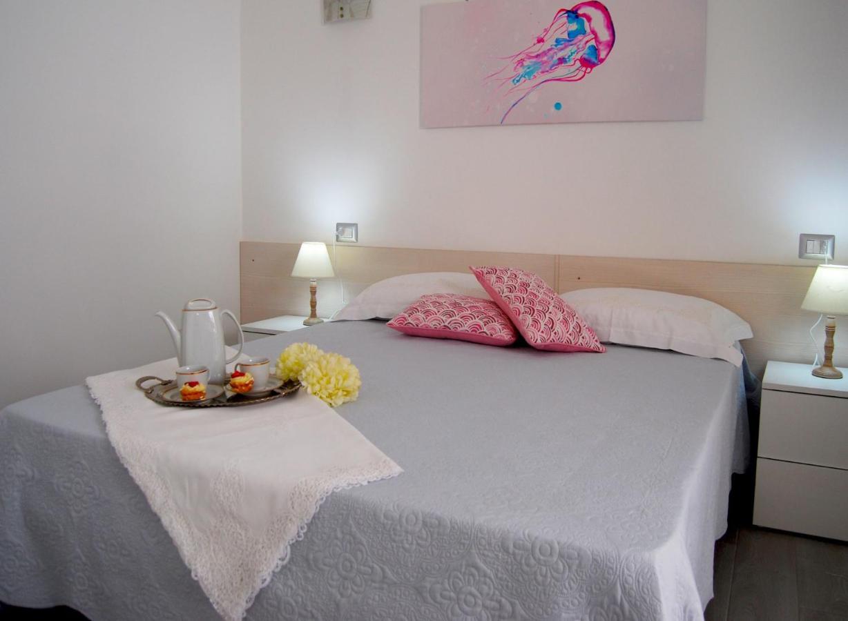 B&B Capo Rizzuto Fronte Mare Luaran gambar